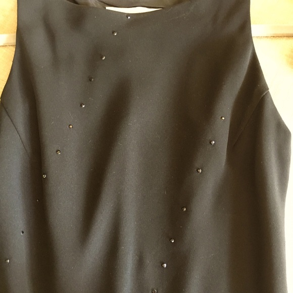 Black Tie, little black dress. Size 4 - Picture 2 of 3